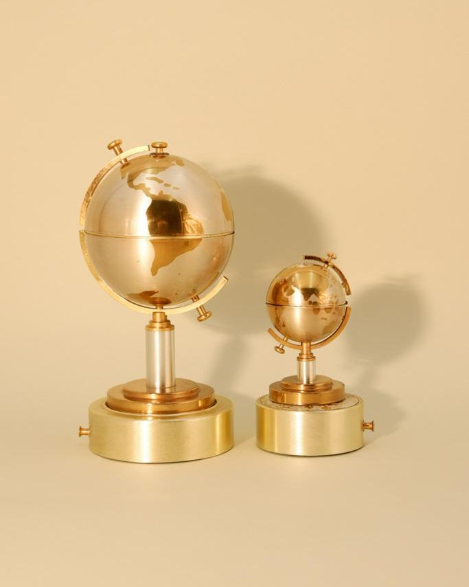 Brass Globe Cigarette Set
